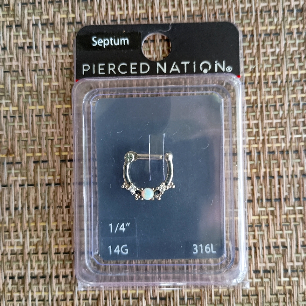 Septum Piercings 10$